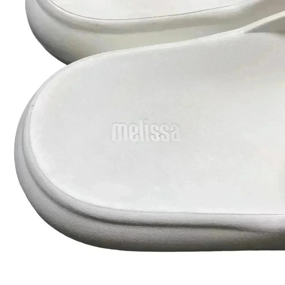 Melissa Free Womens 10 Waterproof Slide Sandals White Flatfoam Twist Vegan - Picture 5 of 10